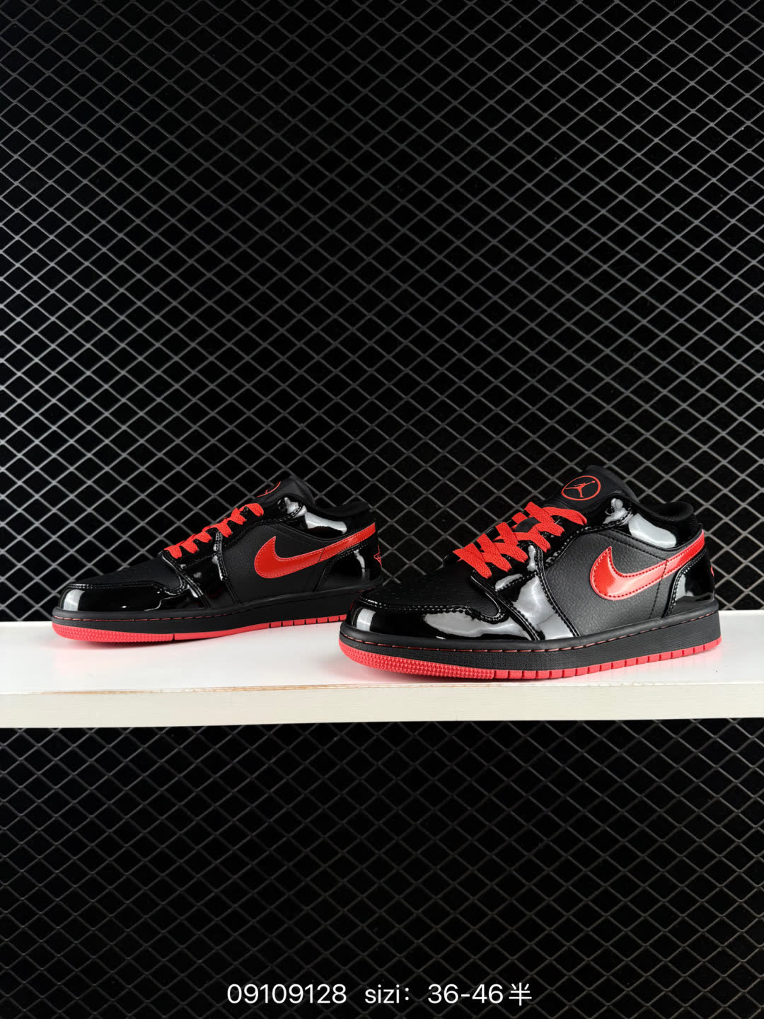 Nike Air Jordan 1 Low OG AJ1-553558-146